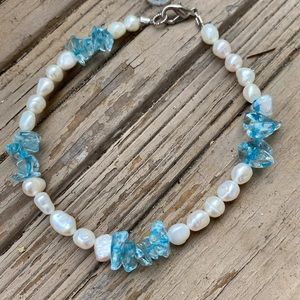 Anklet handcrafted with aquamarine & pearls
